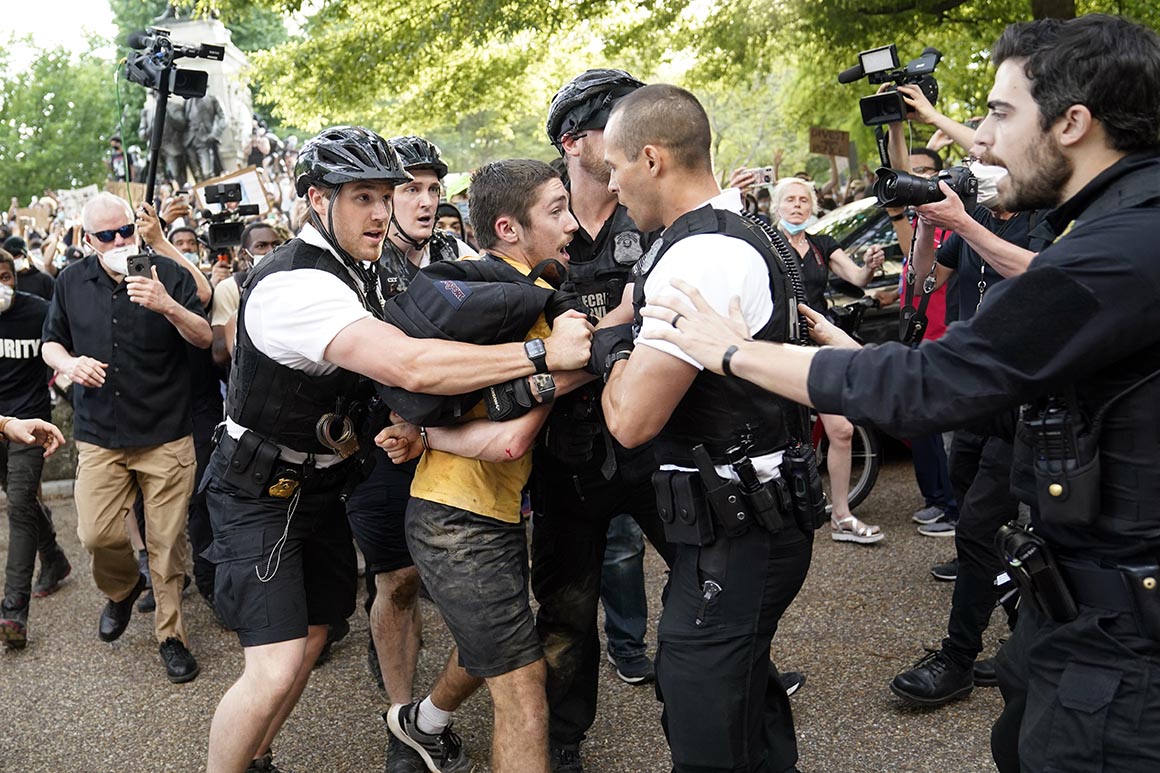US Secret Service agents arrest a protester